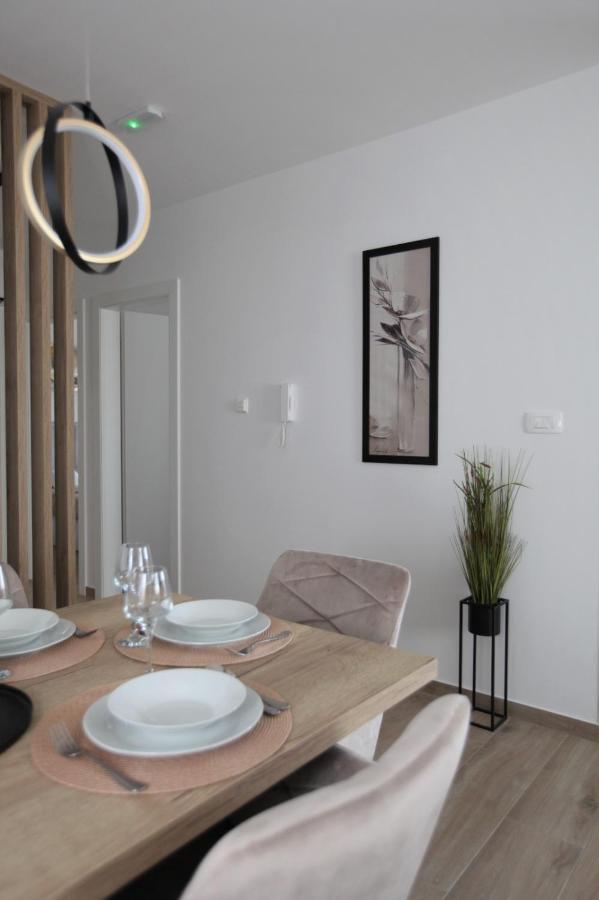 Apartment Sweet Dreams Trogir Eksteriør billede