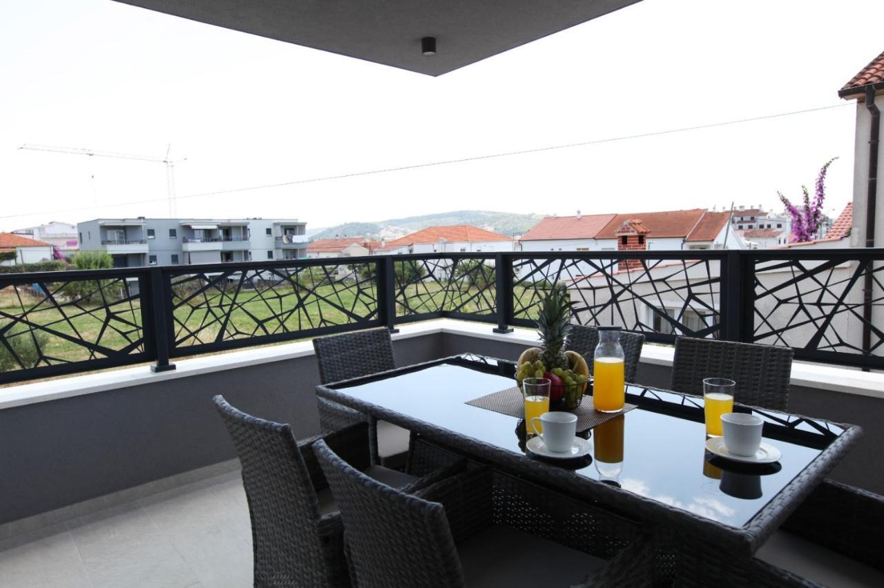 Apartment Sweet Dreams Trogir Eksteriør billede